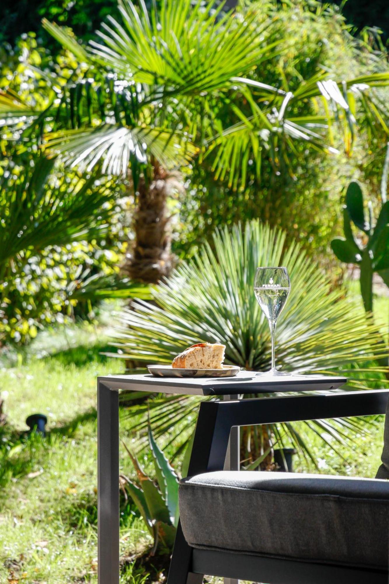Villa Les Erables Restaurant Linea Spa Exterior photo